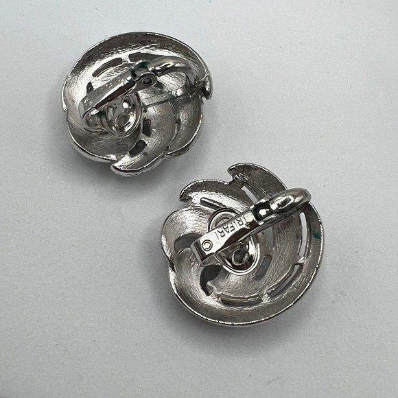 Vintage Crown Trifari Silver Tone Leaf Brooch & Earrings Set Signed Mid Century - Picture 7 of 9